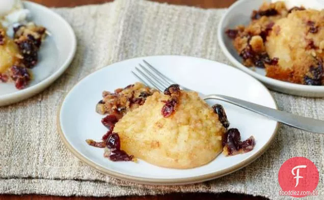 Sapateiro de Pêra com Cranberry Streusel