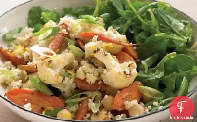 Salada De Cuscuz Com Legumes Assados E Grão De Bico