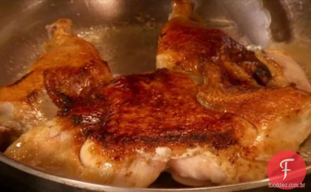 Frango Assado Em Forma De Panela Achatada