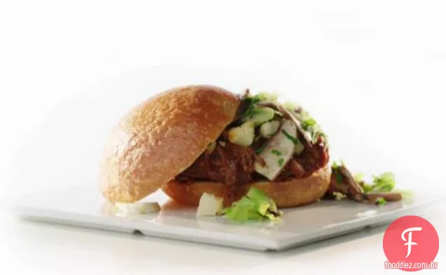 Mostarda e açúcar mascavo churrasco carne sanduíches