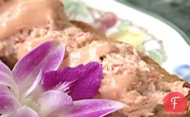 Sanduíche De Salada De Caranguejo De Cara Aberta