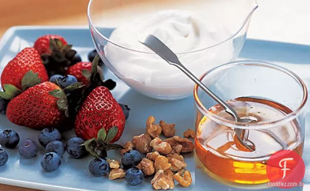 Iogurte-Berry Cups