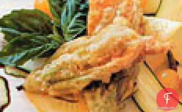 Abóbora recheada com queijo floresce com abóbora raspada e Toas
