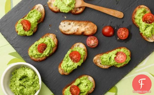 Pea Pesto Crostini