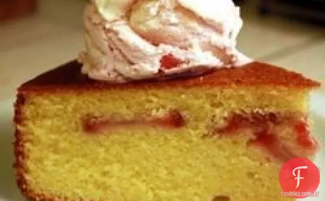 Bolo De Morango De Fubá