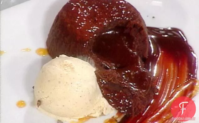 Bolo Oooozy De Chocolate Derretido