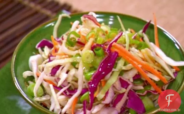 Edamame e Scallion Slaw com molho de limão laranja