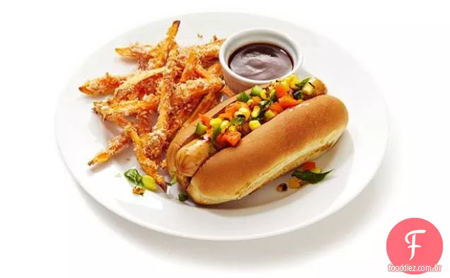 Cães De Frango Grelhados Com Batatas Fritas