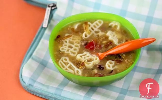 Receita de sopa de macarrão vegetal (ideias para almoço para crianças)
