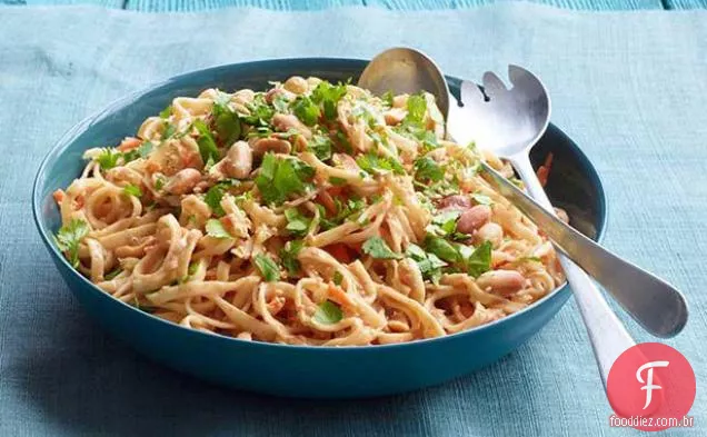 Macarrão Frio De Amendoim E Gergelim