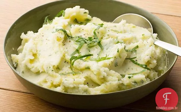 Purê de batatas com azeite e ervas
