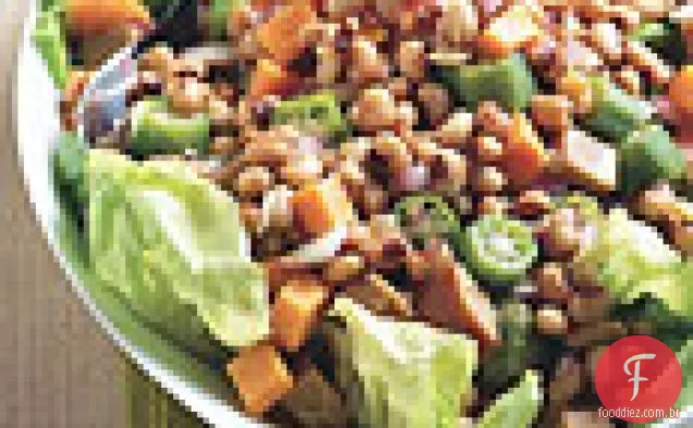 Salada Hoppin ' John com molho de melaço