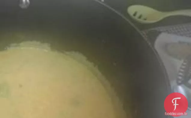 sopa de queijo de brócolis de batata