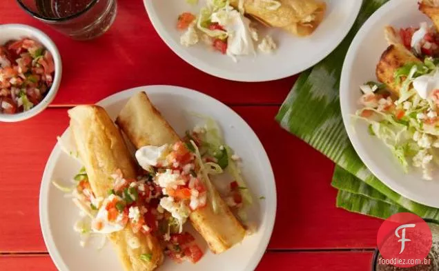 Mini-Tacos De Frango Crocante