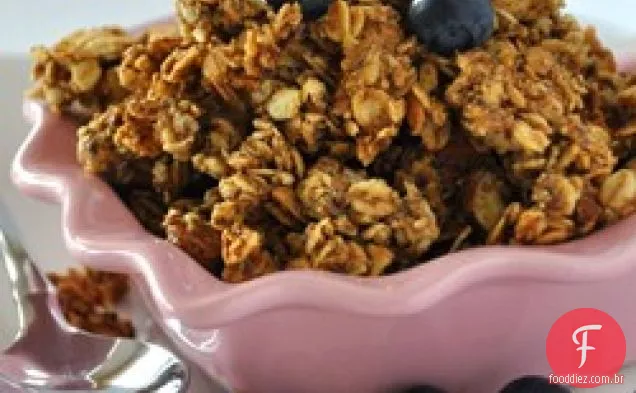 Granola leve de frutas e nozes