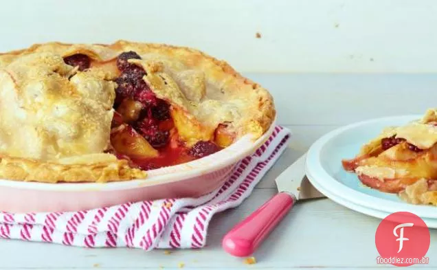 Torta De Pêssego-Amora-Preta