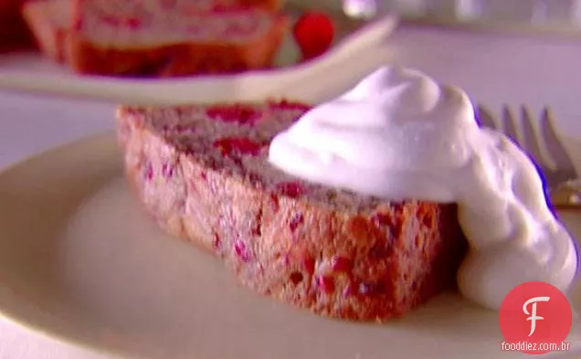 Bolo de framboesa com creme Vin Santo