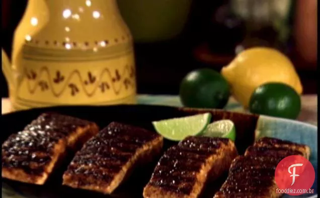 Esfregar inspirado no norte da África para peixe e frango