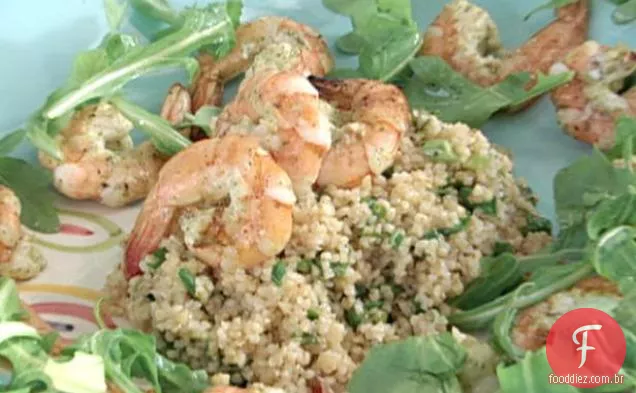Salada Tabbouleh De Camarão Grelhado Marinado Com Hortelã