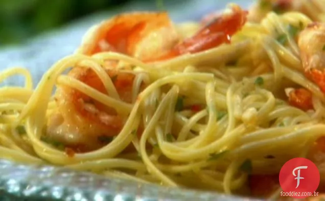 Lemony Shrimp Scampi Pasta