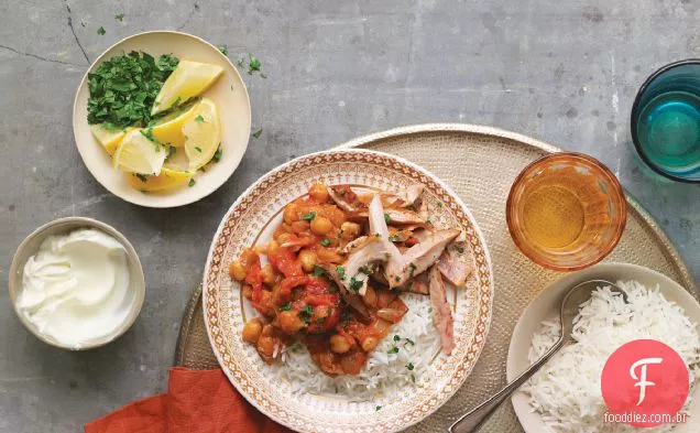 Caril De Grão De Bico De Tomate Com Receita De Frango