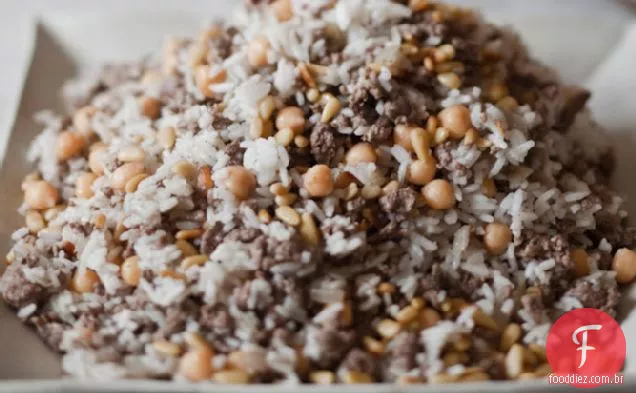 Molho Temperado De Cordeiro e arroz com grão de bico