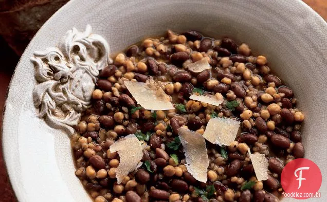 Farro, sopa de feijão e Grão De Bico