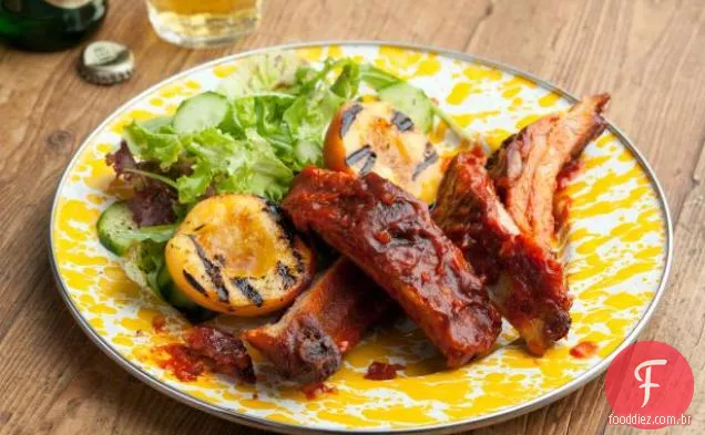 Costelas de Pat com molho de pêssego para churrasco