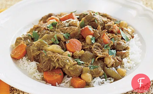 Curry de cordeiro com grão de bico