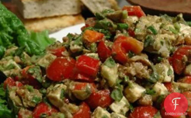Queijo Feta com Salada De Manjericão