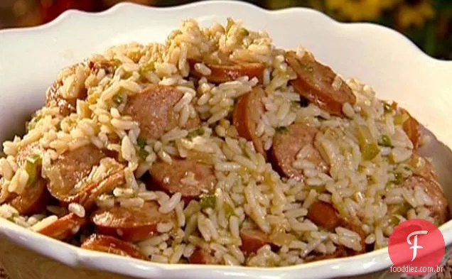 Arroz sujo com linguiça defumada