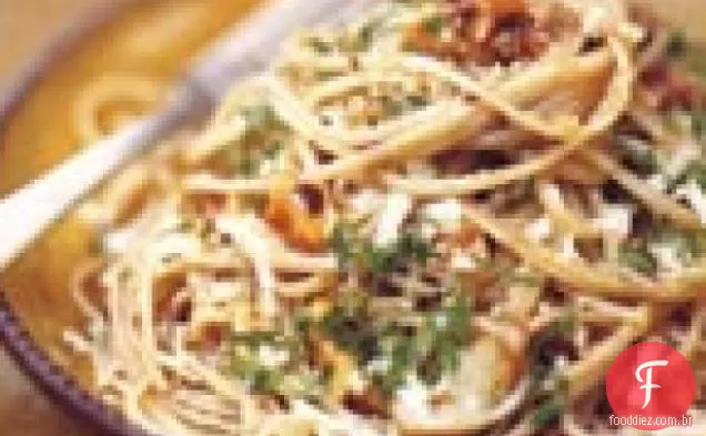 Linguine Alle Noci (Linguine com molho de nozes)