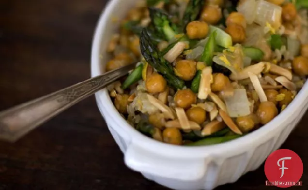 Espargos Saborosos De Dez Minutos E Arroz Integral