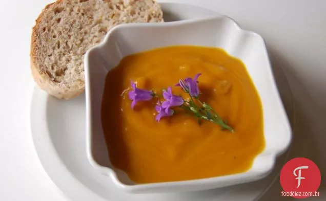 Receita De Sopa De Abóbora Assada E Grão De Bico
