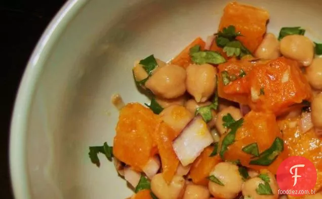 Abóbora Quente E Salada De Grão De Bico