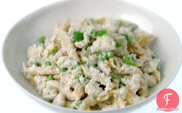 Penne em molho de amêndoa
