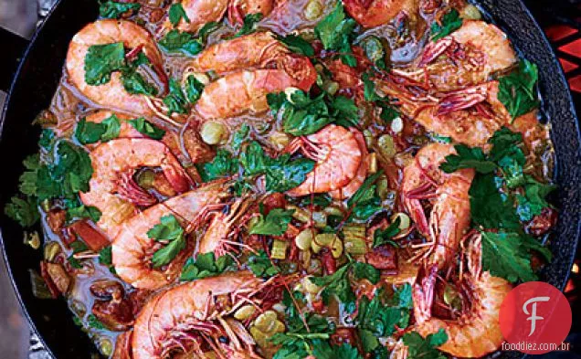 Ensopado de camarão e Salsicha