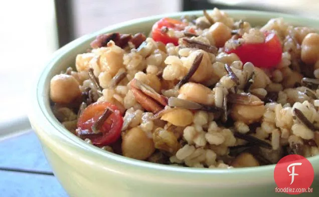 Salada De Arroz Integral E Cevada Com Ervilhas