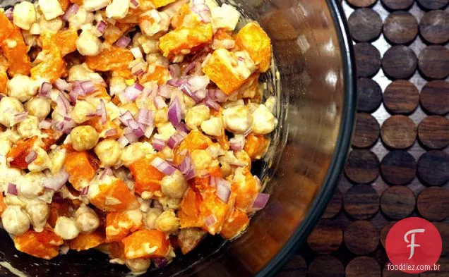 Abóbora Quente E Salada De Grão De Bico