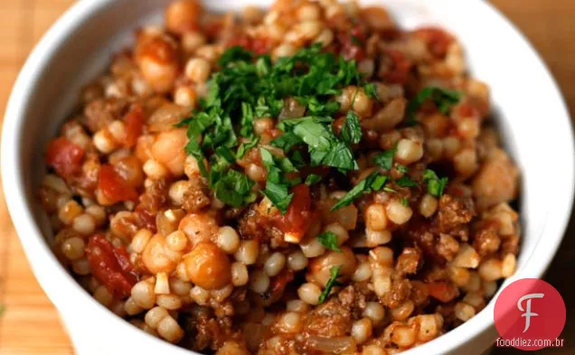 Jantar esta noite: grão de bico e chouriço