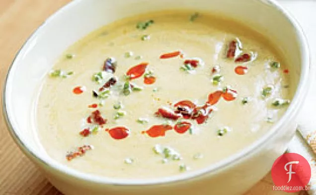 Sopa Cremosa De Grão De Bico Com Chouriço Crocante