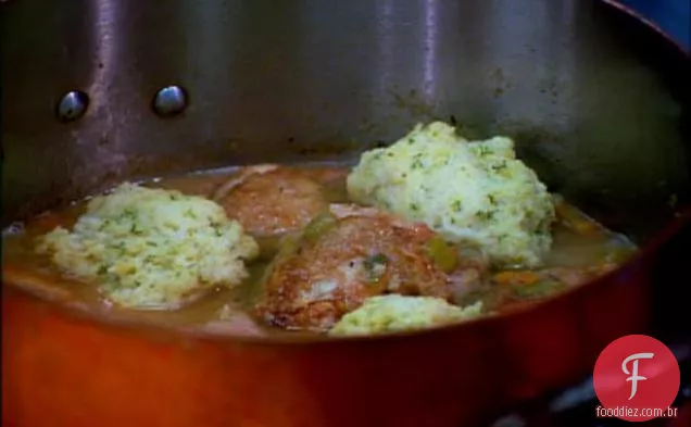 Frango e bolinhos