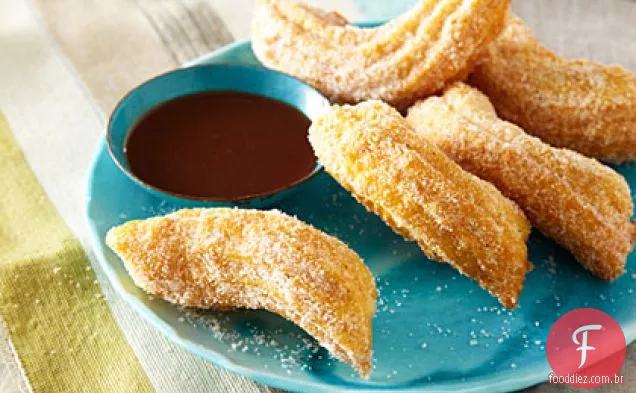 Churros de citrinos e especiarias com molho Mocha