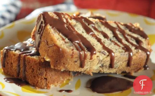 Pão de banana de Ashley com molho de chocolate