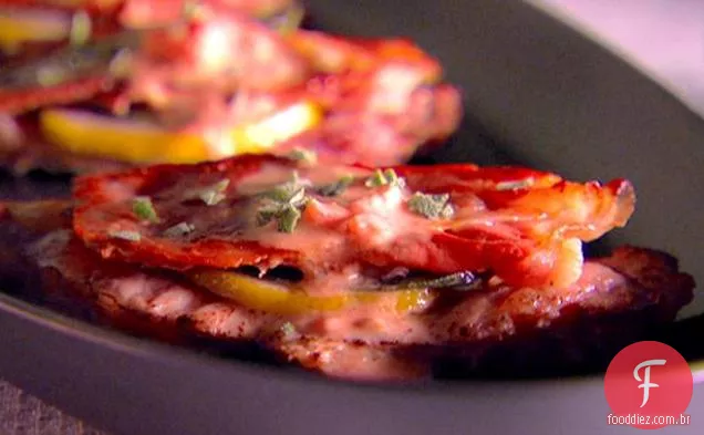 Vitela e limão Saltimbocca