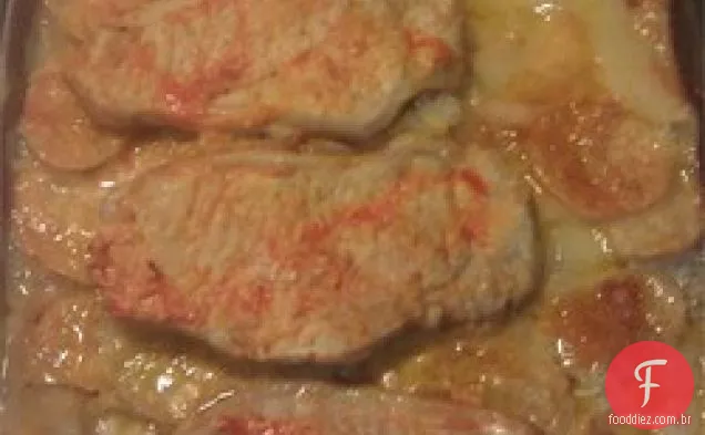 Batatas recortadas e Costeletas de porco