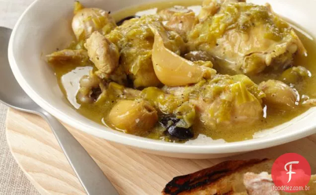 Frango Fogão lento com 40 dentes de alho