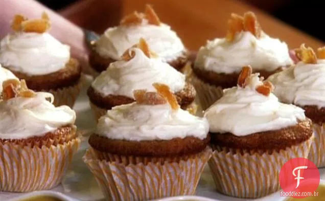 Cinco Especiarias Abacaxi Cenoura Cupcakes