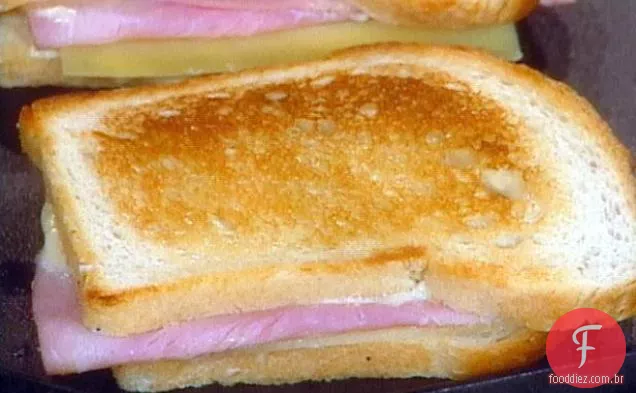 Croque Monsieurs a la Rachelle minha opinião sobre queijo grelhado francês e presunto sammys