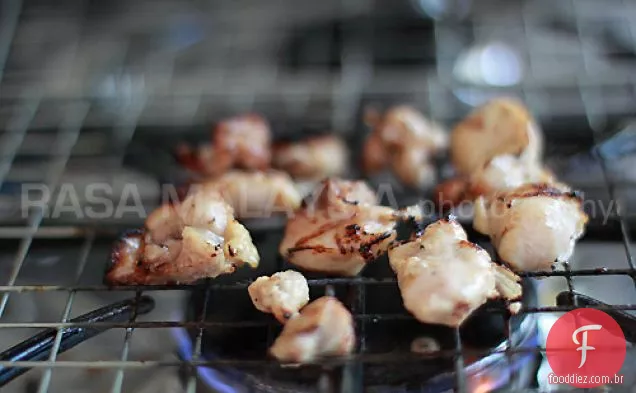 Yakiniku (carne grelhada japonesa ou churrasco)